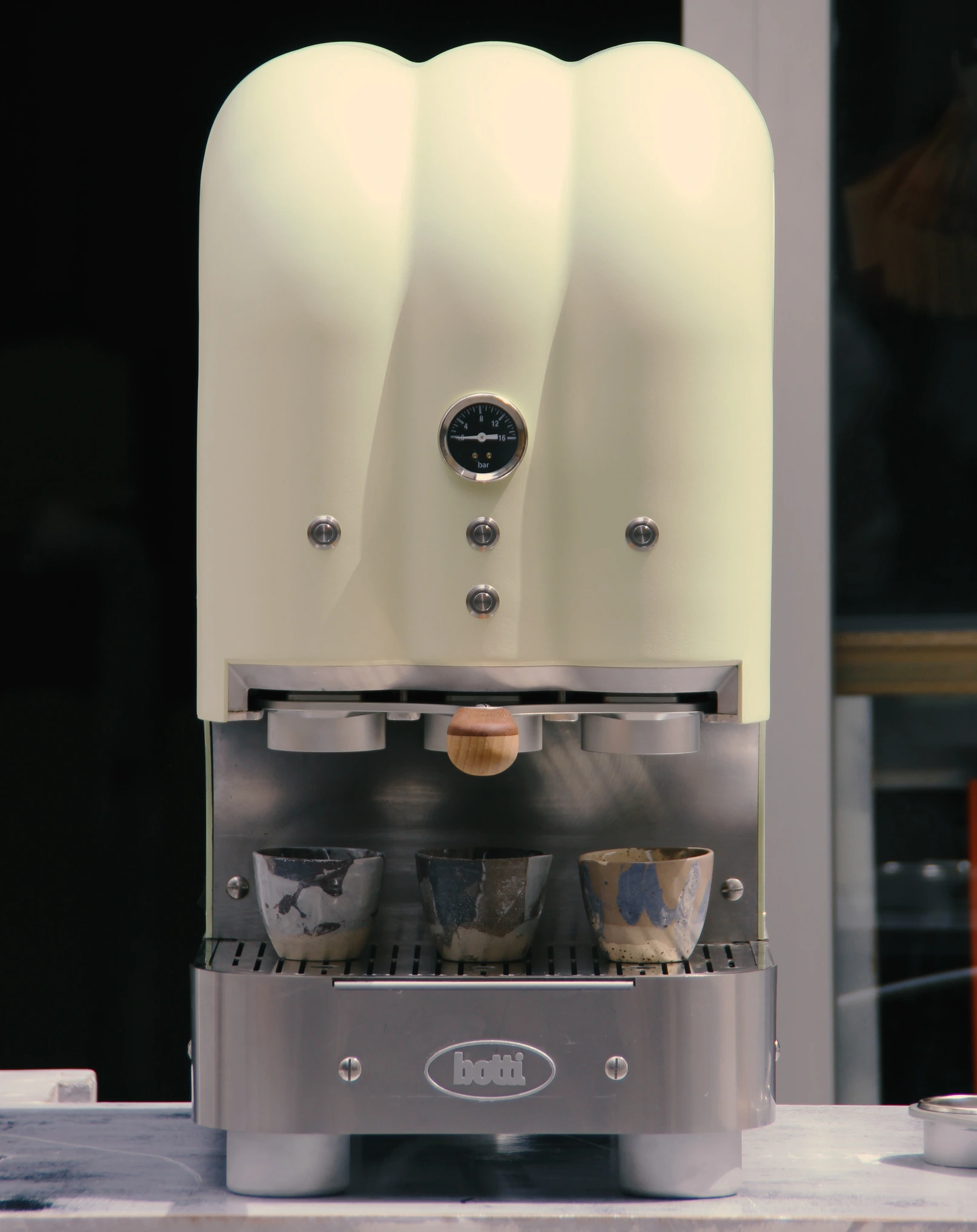 Machine detail